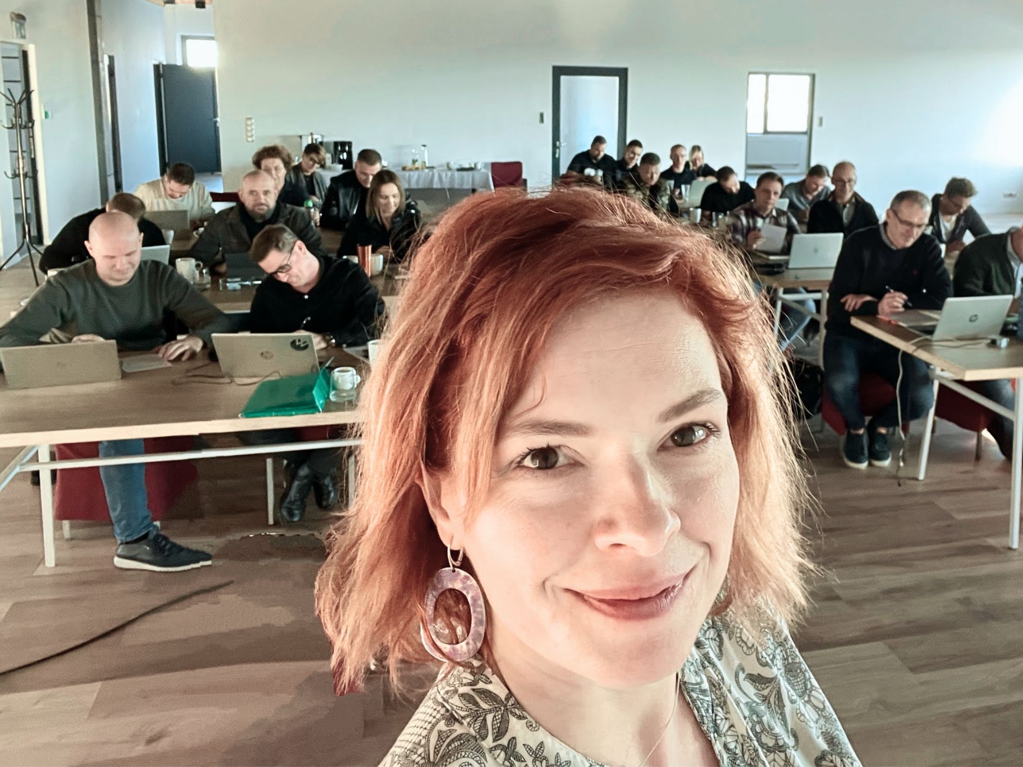 Julia Szopa during a practical AI training session